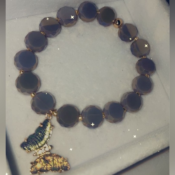 Fantasy - Picture 9 of 17